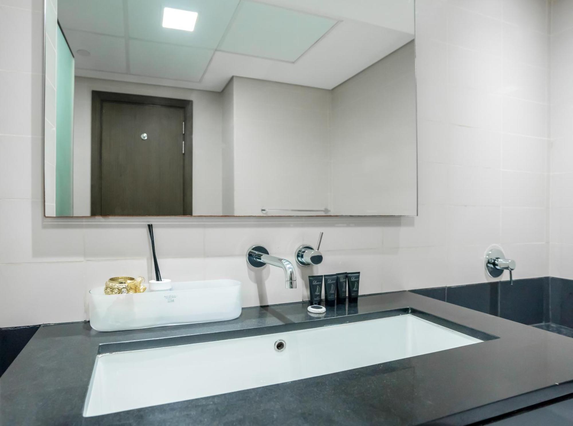Vacay Lettings - Loft Downtown Dubai Villa Luaran gambar
